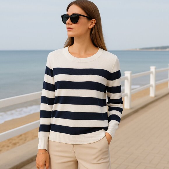NWT Coastal Grandma Navy White Stripe Crew Neck Pullover Small  Eight 18 Ainslie - Picture 1 of 9